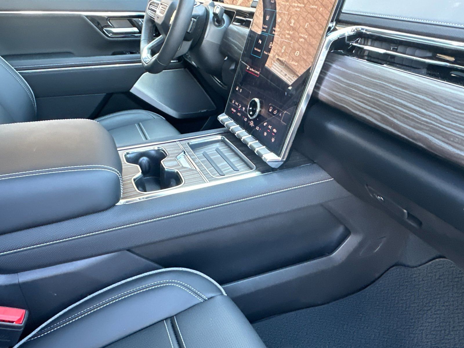 New 2025 GMC Sierra EV Denali image 15