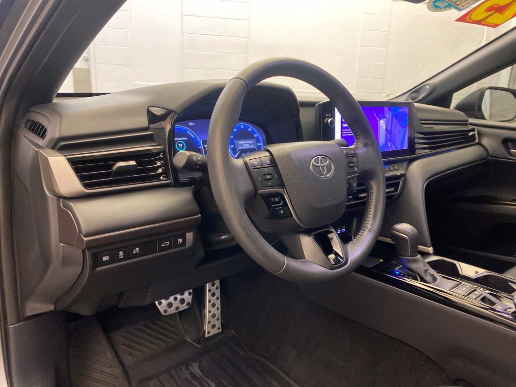 Used 2025 Toyota Camry XSE w/ Premium Package FWD image 9