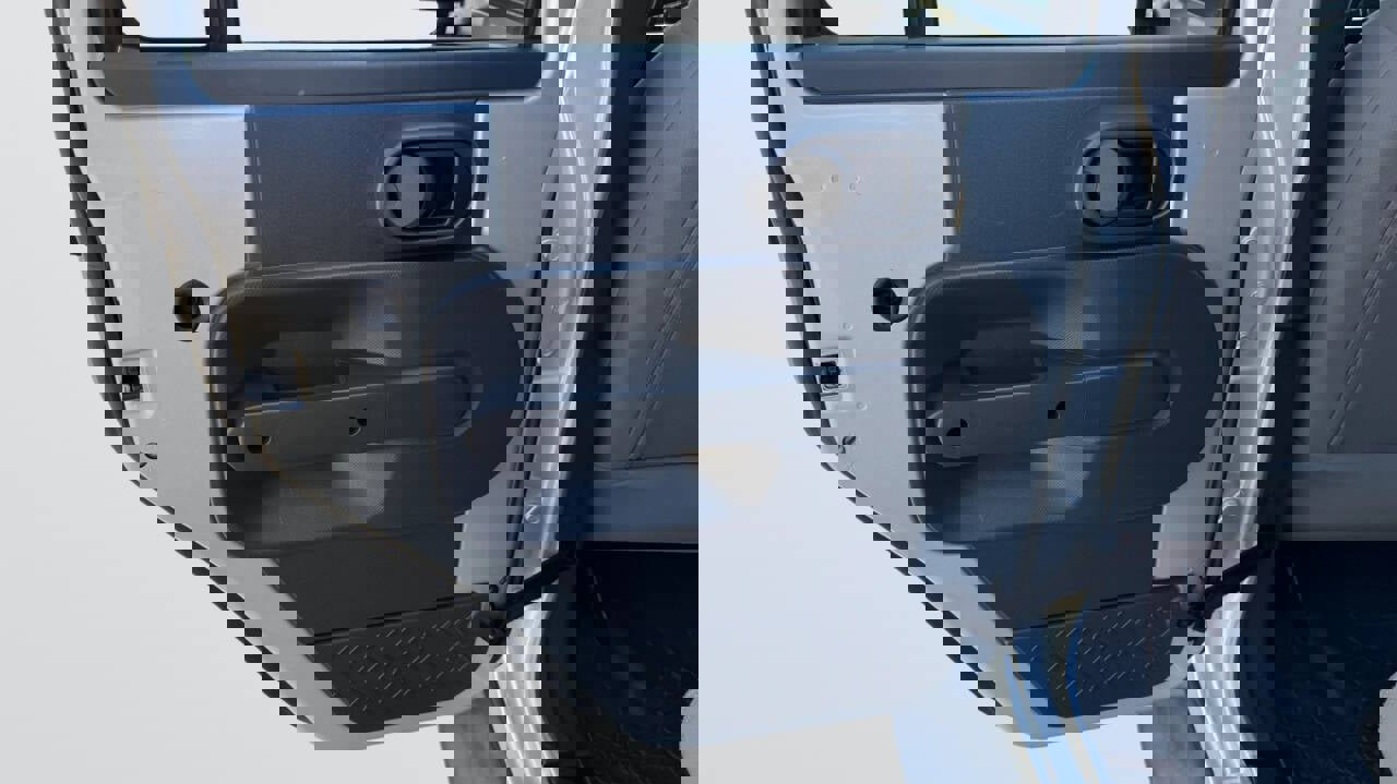 Used 2007 Jeep Wrangler Unlimited X image 12