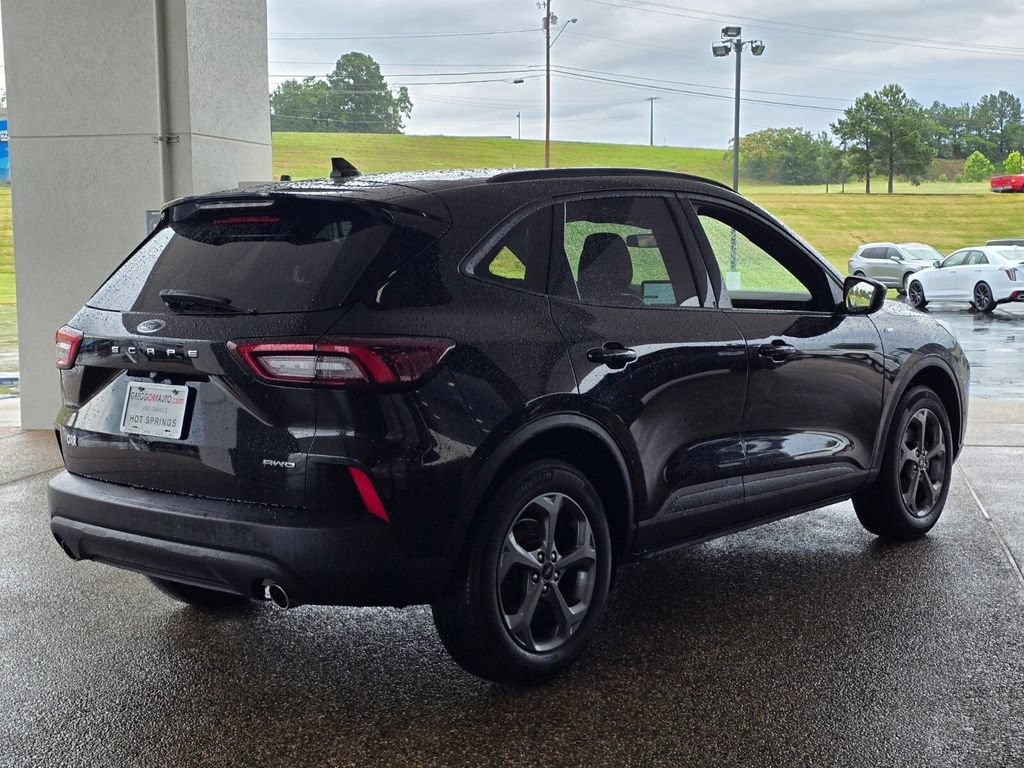 Used 2025 Ford Escape ST-Line AWD/4WD image 5