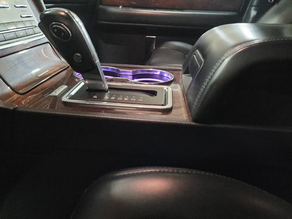 Used 2017 Lincoln Navigator Select AWD/4WD image 26