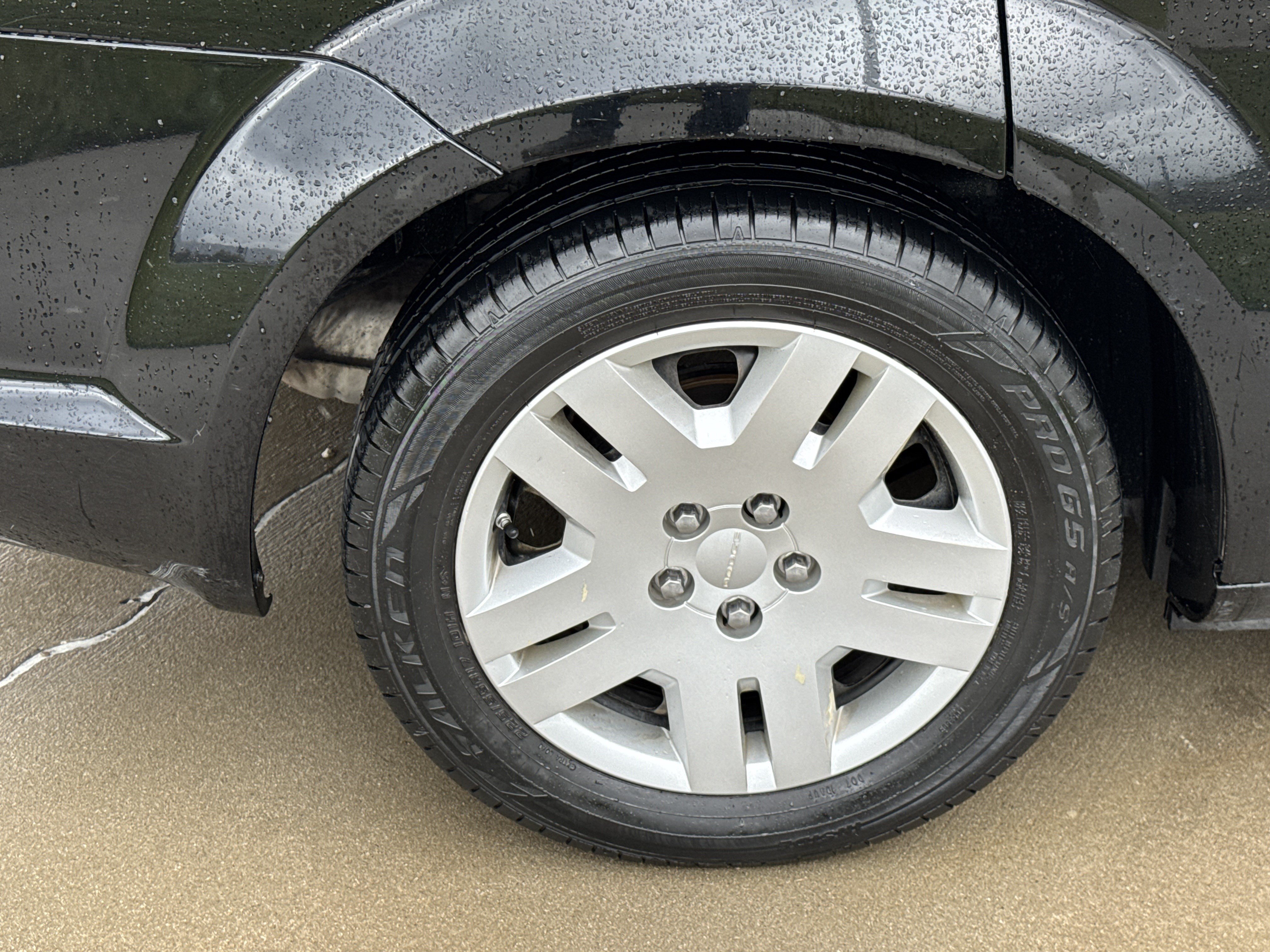 Used 2014 Dodge Avenger SE FWD image 12