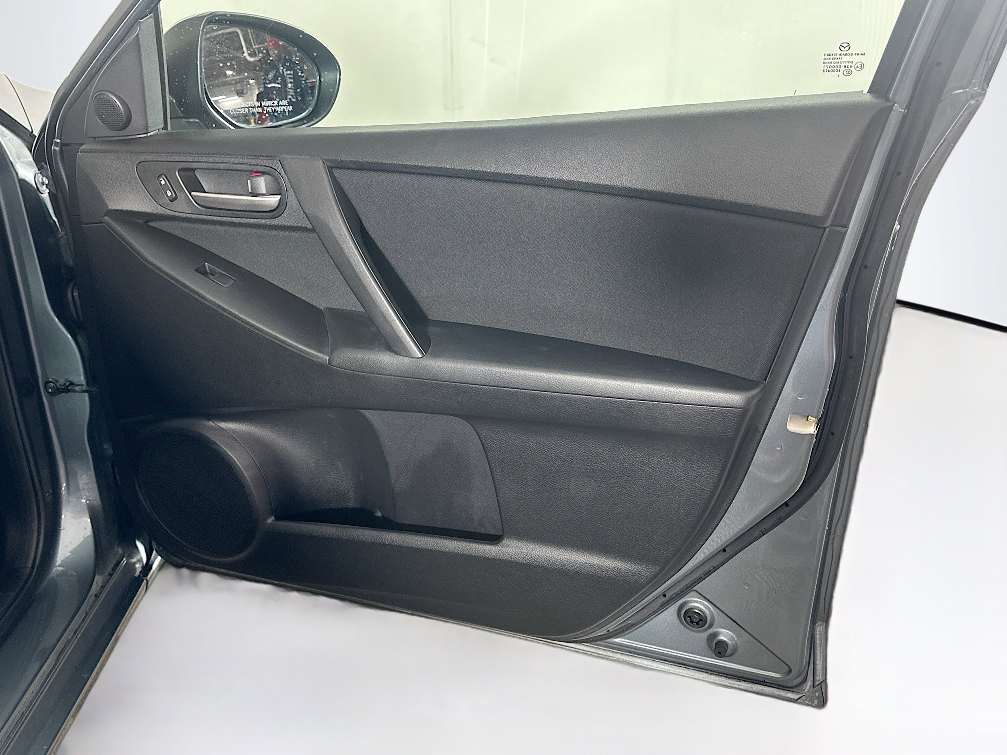 Used 2012 MAZDA MAZDA3 i Touring image 26