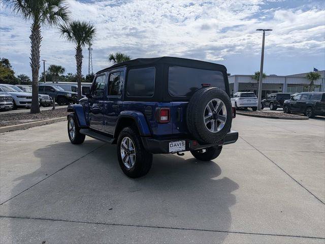 Certified 2018 Jeep Wrangler Unlimited Sahara w/ Cold Weather Group AWD/4WD image 6