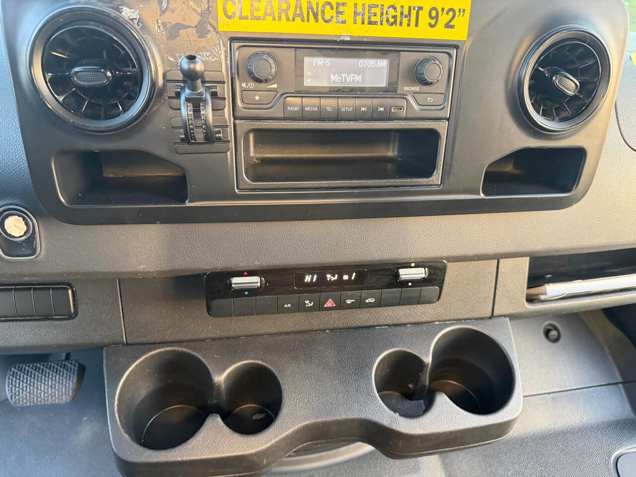 Used 2019 Mercedes-Benz Sprinter 144 image 18