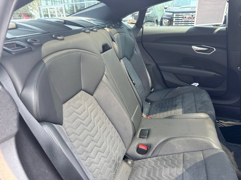 Used 2022 Audi e-tron GT Premium Plus w/ Performance Package AWD/4WD image 22
