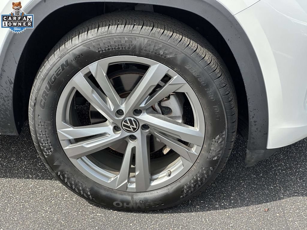 Used 2024 Volkswagen Atlas Cross Sport SEL R-Line AWD/4WD image 7