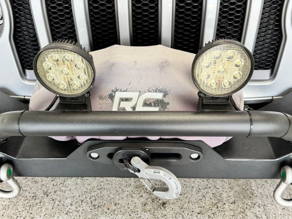 Certified 2023 Jeep Gladiator Willys image 22