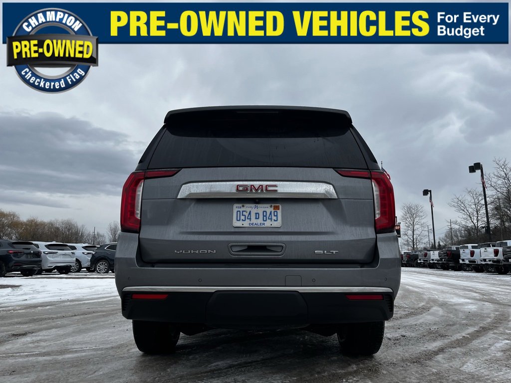Used 2022 GMC Yukon SLT w/ SLT Premium Package image 7