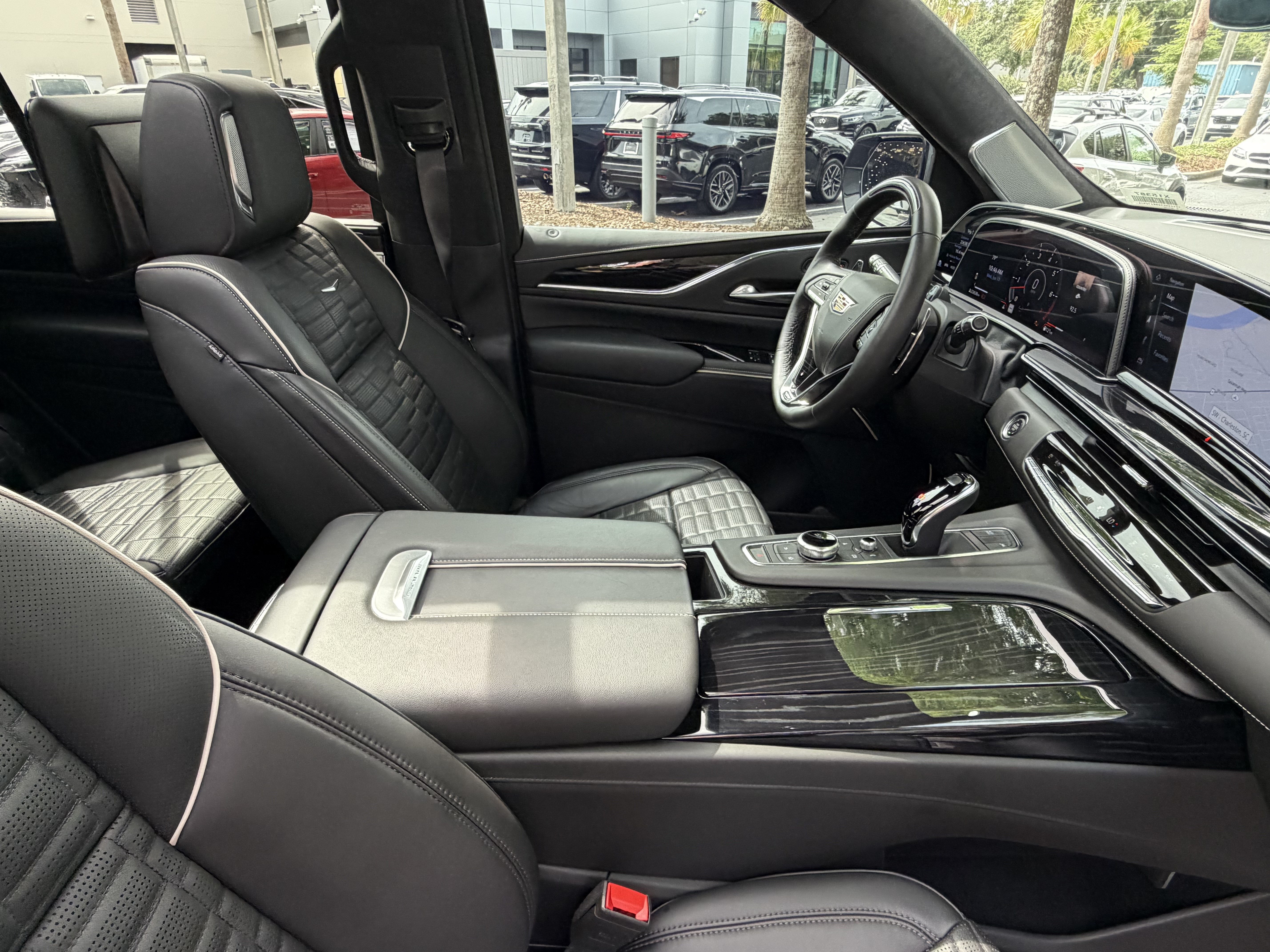 Used 2024 Cadillac Escalade V w/ LPO, ONYX Package AWD/4WD image 46