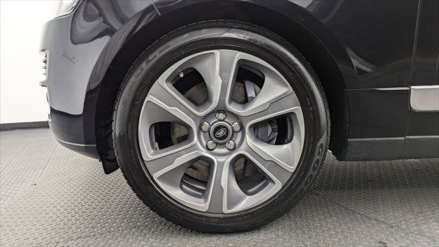 Used 2017 Land Rover Range Rover HSE AWD/4WD image 30