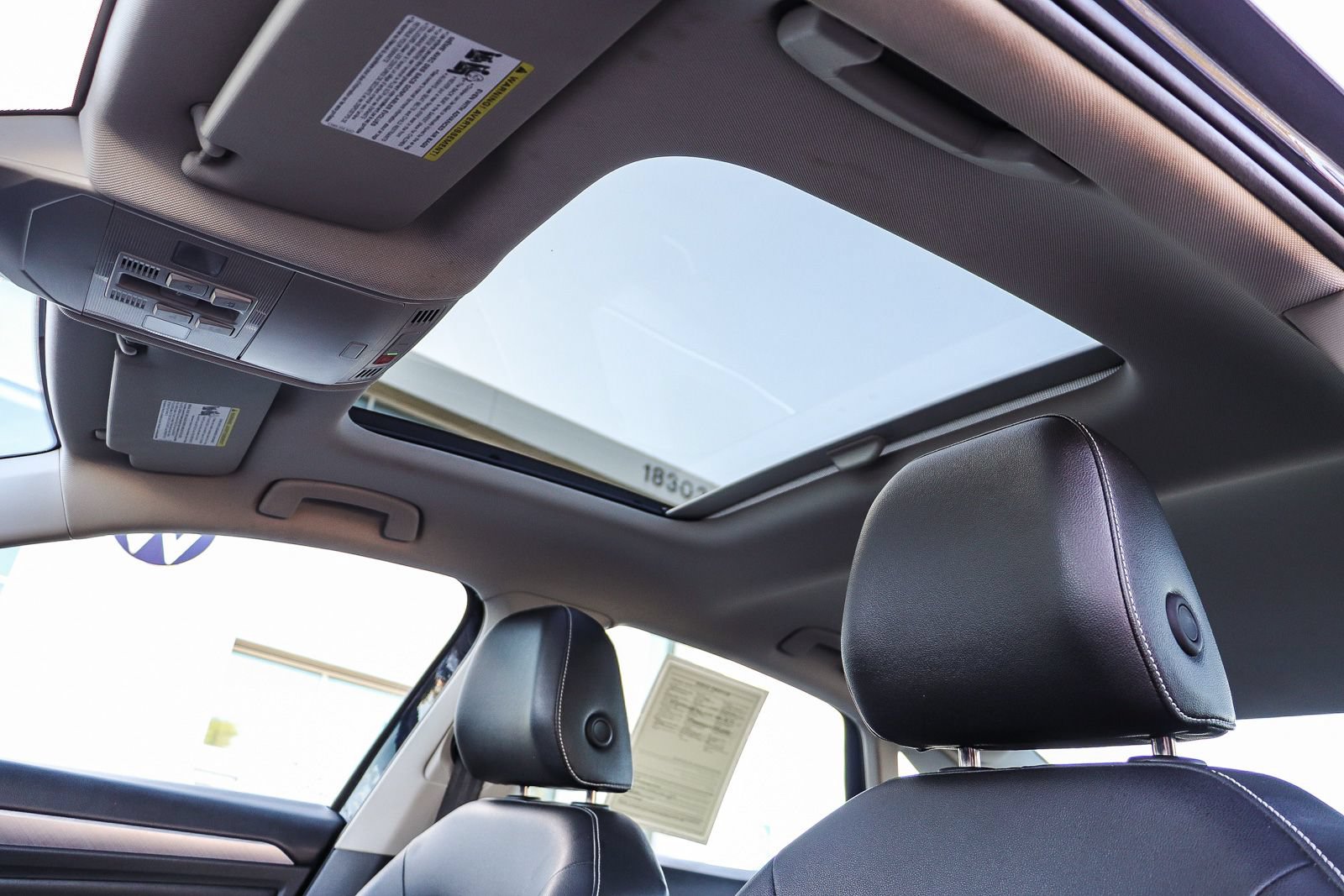 Used 2024 Volkswagen Jetta SE FWD image 24