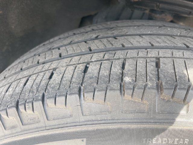 Used 2023 Ford Explorer XLT w/ Equipment Group 202A AWD/4WD image 31