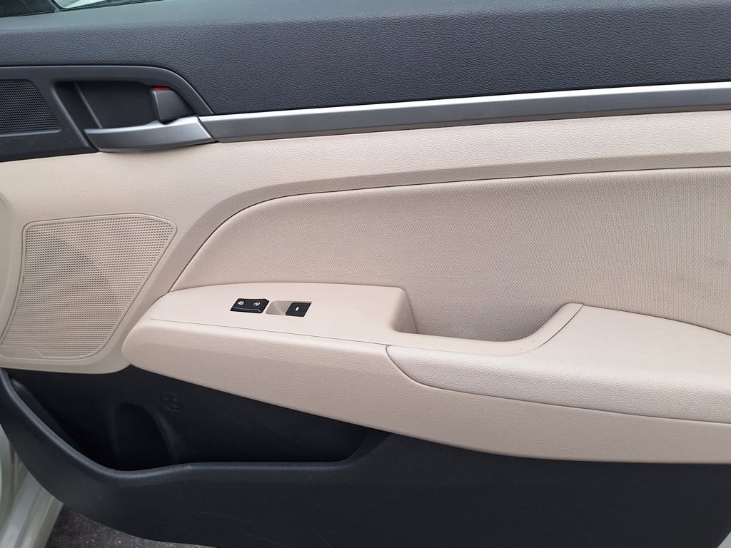 Used 2018 Hyundai Elantra Value Edition image 27