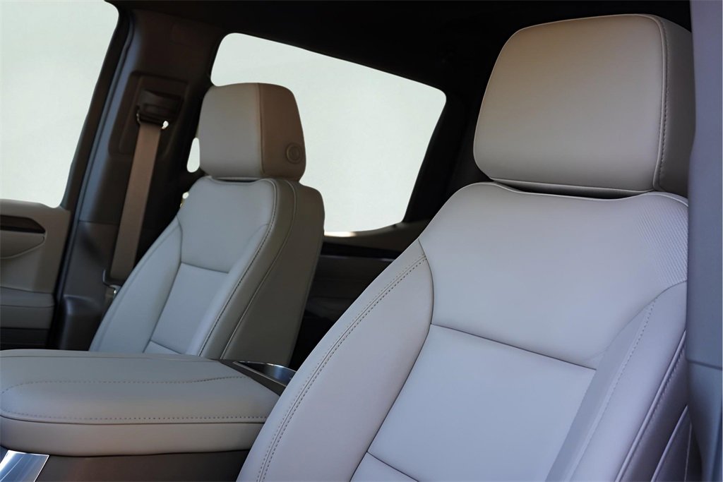 New 2026 GMC Sierra 1500 SLT image 11