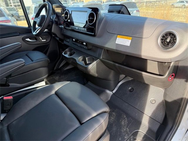 New 2026 Mercedes-Benz Sprinter 2500 image 9