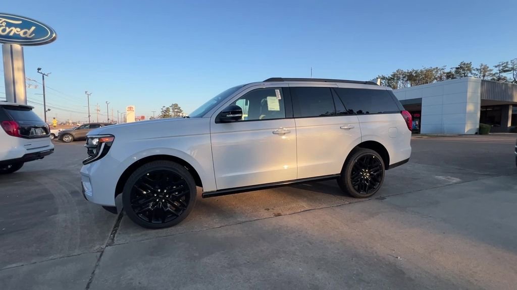 New 2026 Ford Expedition Platinum w/ Stealth Performance Package image 3