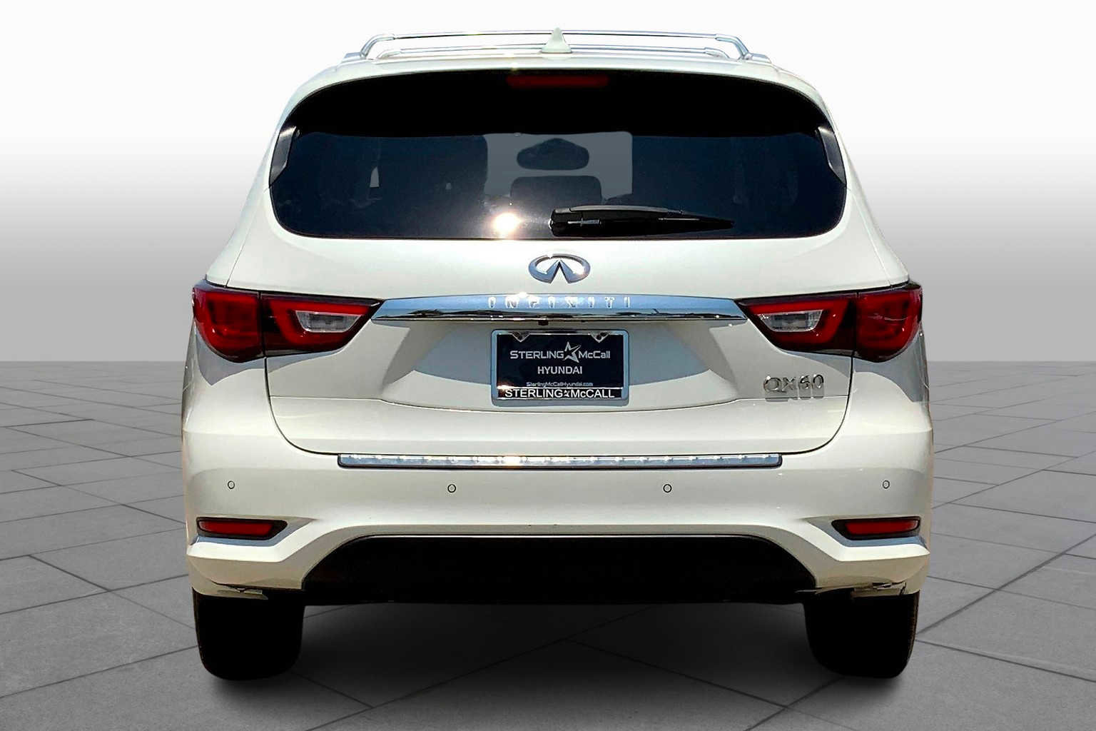 Used 2016 INFINITI QX60 Luxe w/ Deluxe Technology Package AWD/4WD image 5