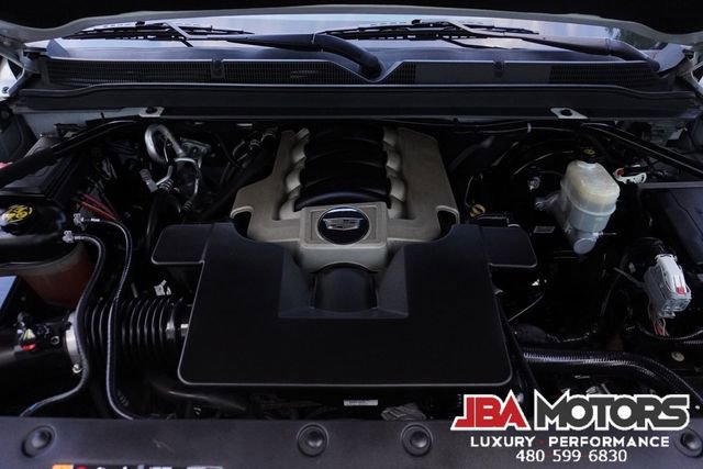 Used 2020 Cadillac Escalade ESV Platinum image 91