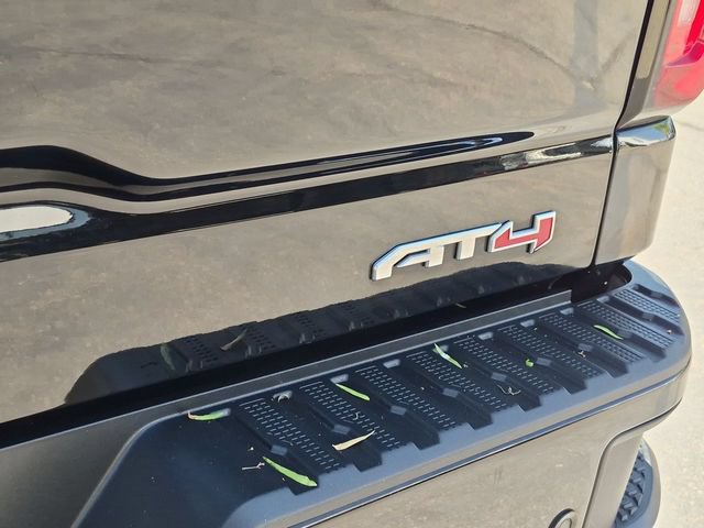 Used 2023 GMC Sierra 1500 AT4 w/ AT4 Premium Package AWD/4WD image 34