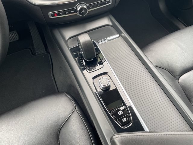 Certified 2023 Volvo XC60 B5 Core w/ Climate Package AWD/4WD image 23