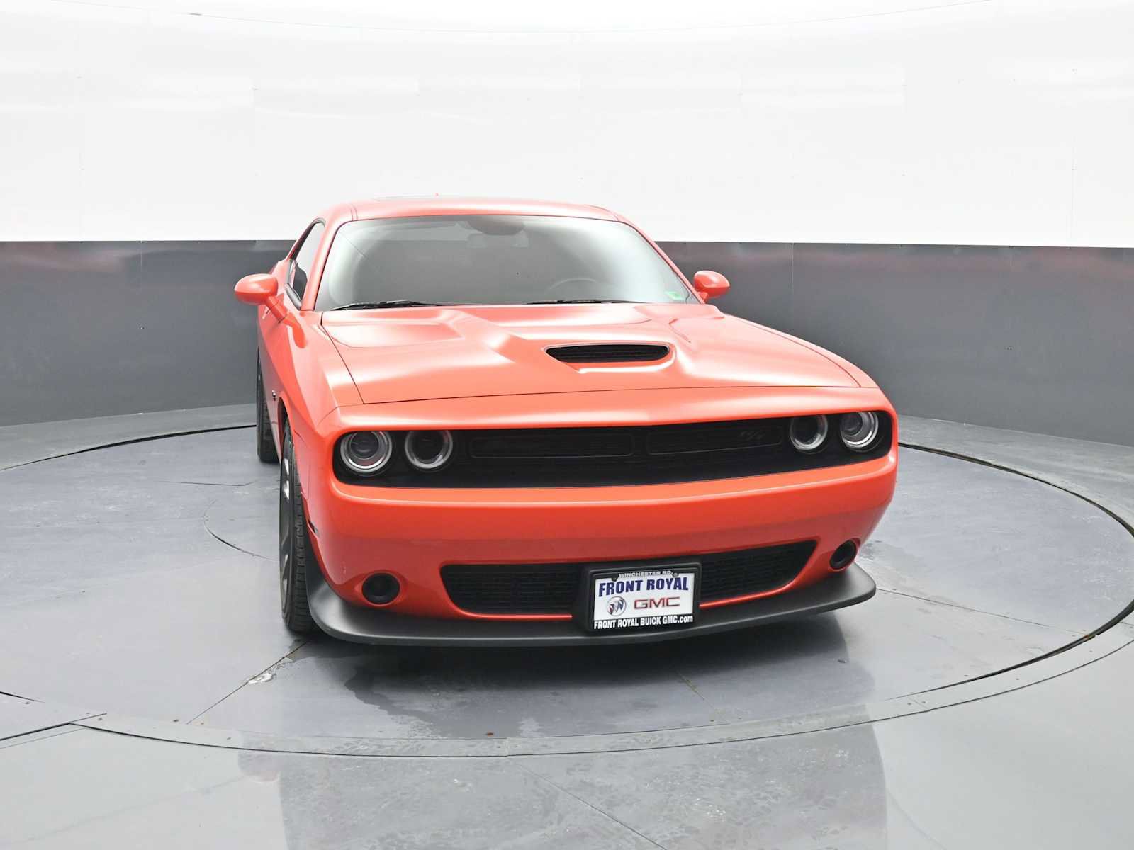 Used 2023 Dodge Challenger R/T image 2