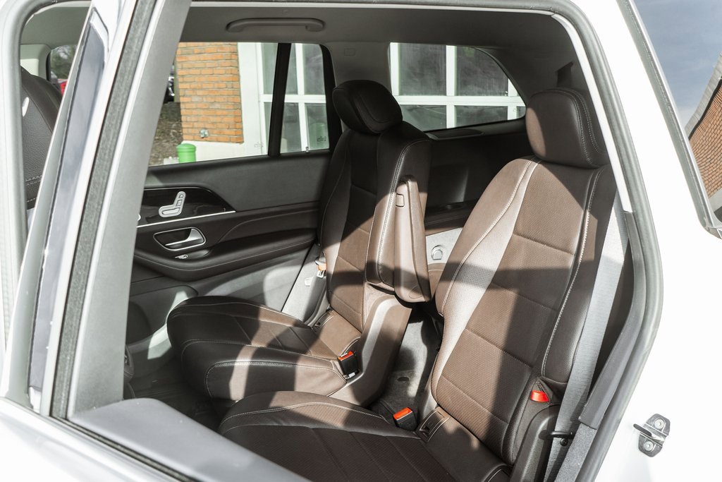 Used 2020 Mercedes-Benz GLS 450 4MATIC image 36