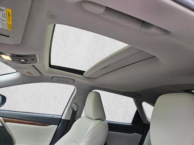 Used 2022 Lexus RX 350L FWD w/ Premium Package image 11