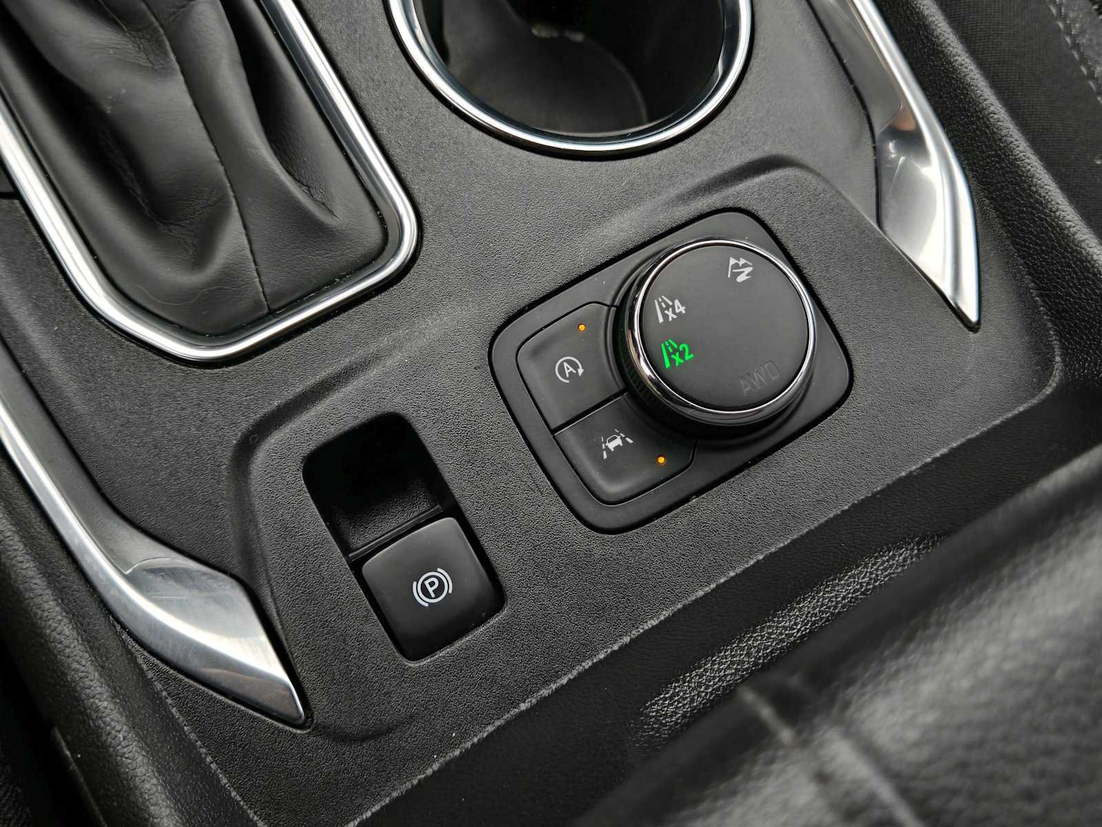 Used 2023 Chevrolet Traverse LT w/ LPO, Floor Liner Package AWD/4WD image 30