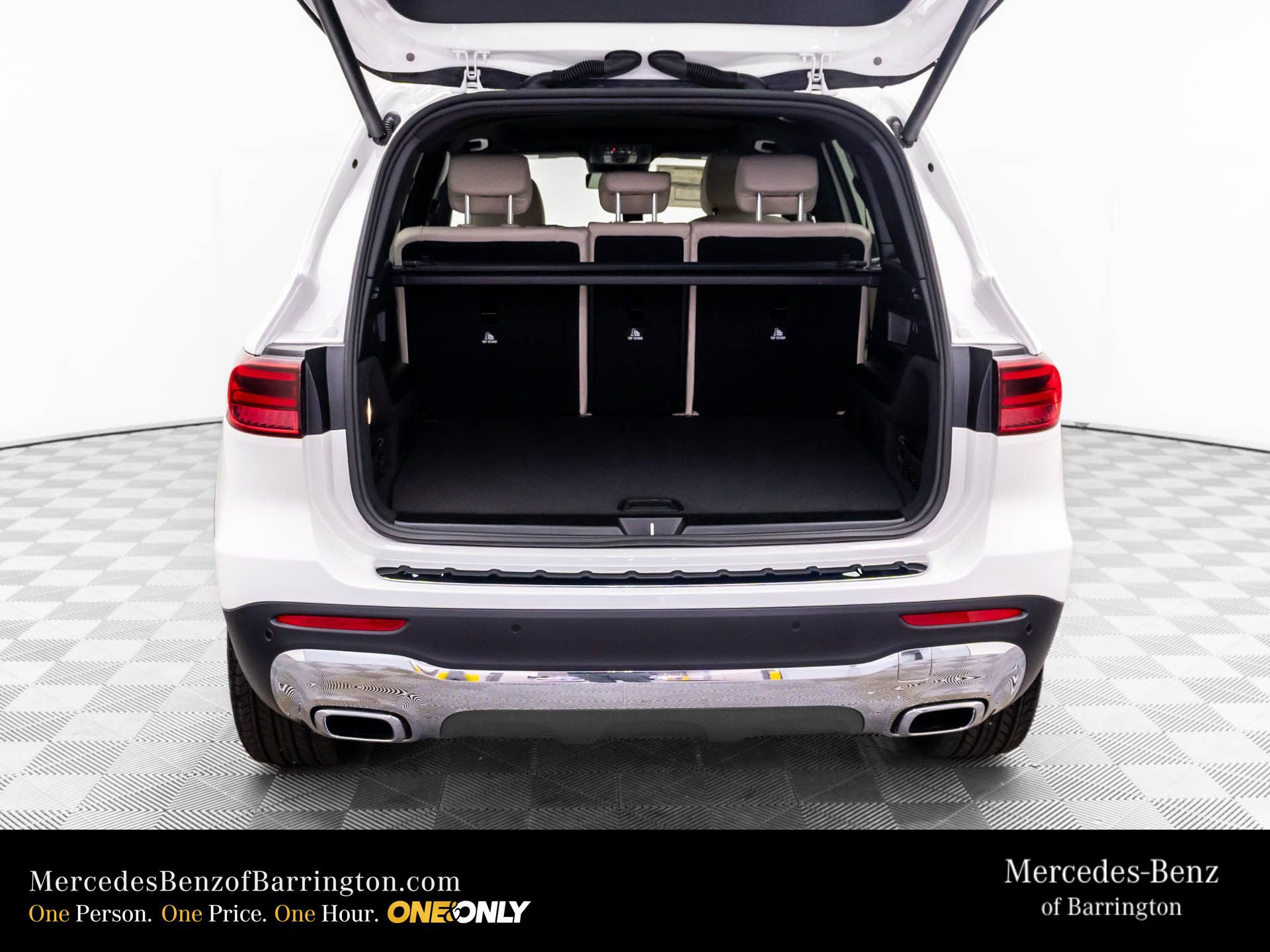 New 2026 Mercedes-Benz GLB 250 4MATIC image 34