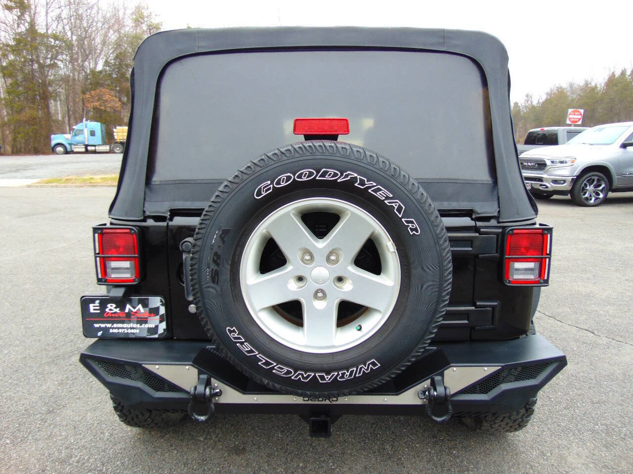 Used 2016 Jeep Wrangler Unlimited Sport w/ Quick Order Package 24S image 4