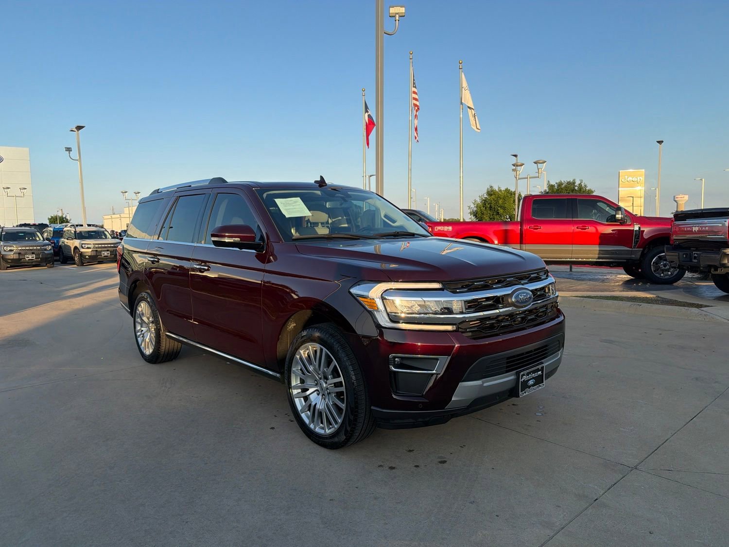 Used 2024 Ford Expedition Limited RWD image 7