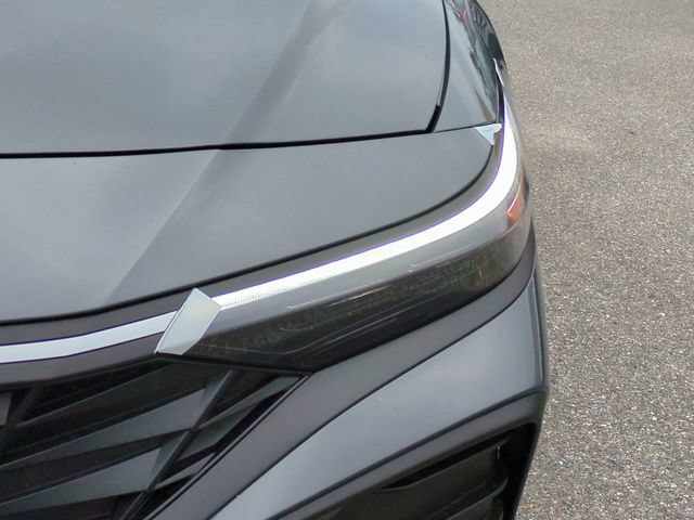 New 2026 Hyundai Elantra SE FWD image 10