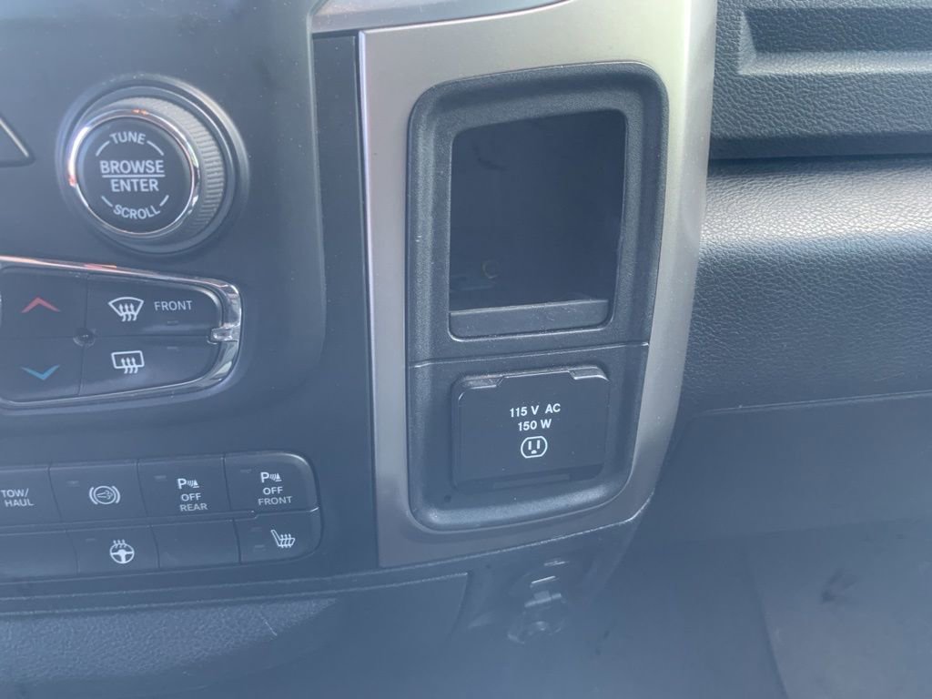 Used 2017 RAM 2500 Big Horn w/ Sport Appearance Group AWD/4WD image 22