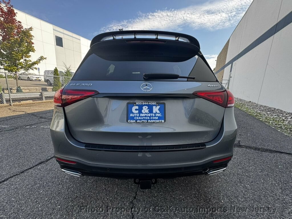 Used 2021 Mercedes-Benz GLE 350 4MATIC image 4