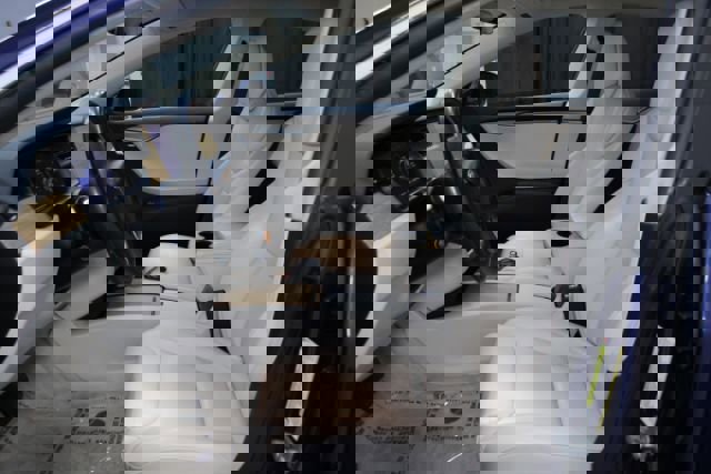 Used 2018 Tesla Model S 100D image 10