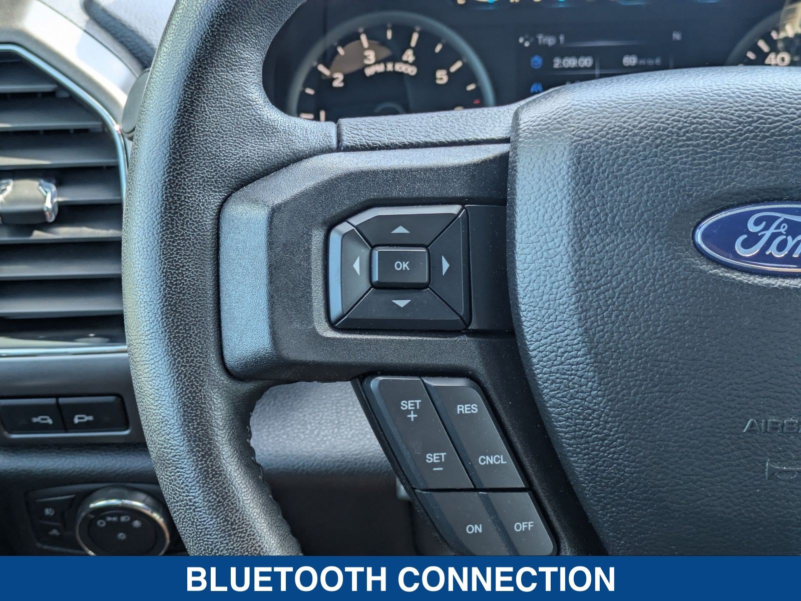 Used 2020 Ford F150 XLT w/ Equipment Group 302A Luxury AWD/4WD image 25