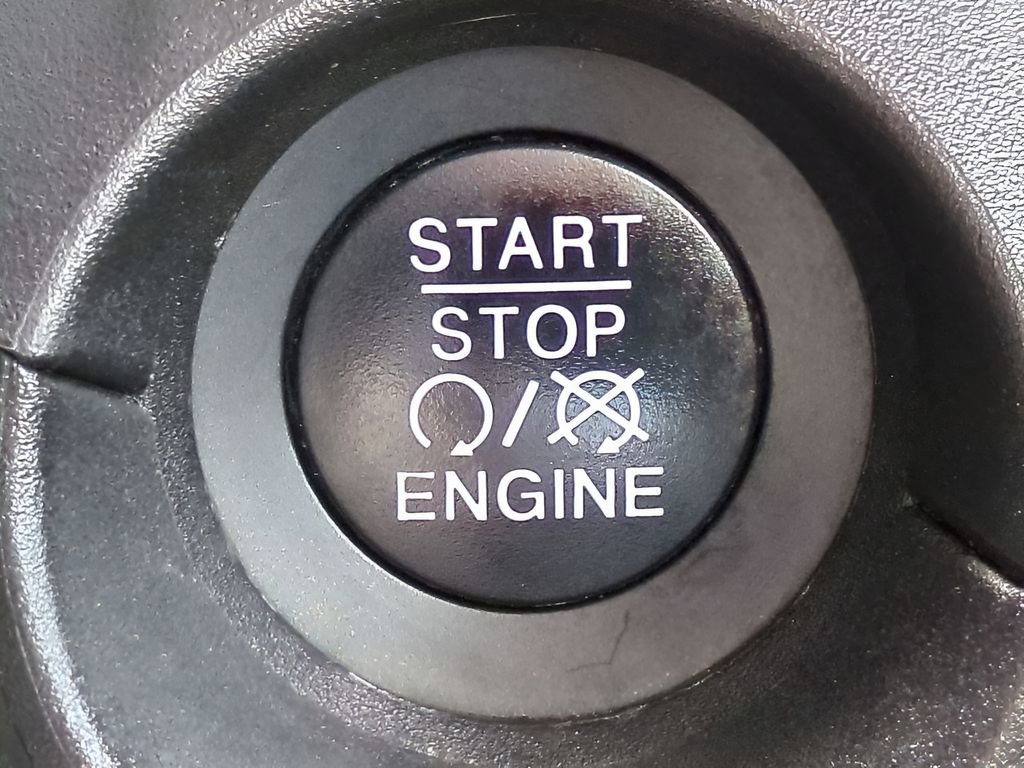 Used 2022 Jeep Renegade Trailhawk image 30