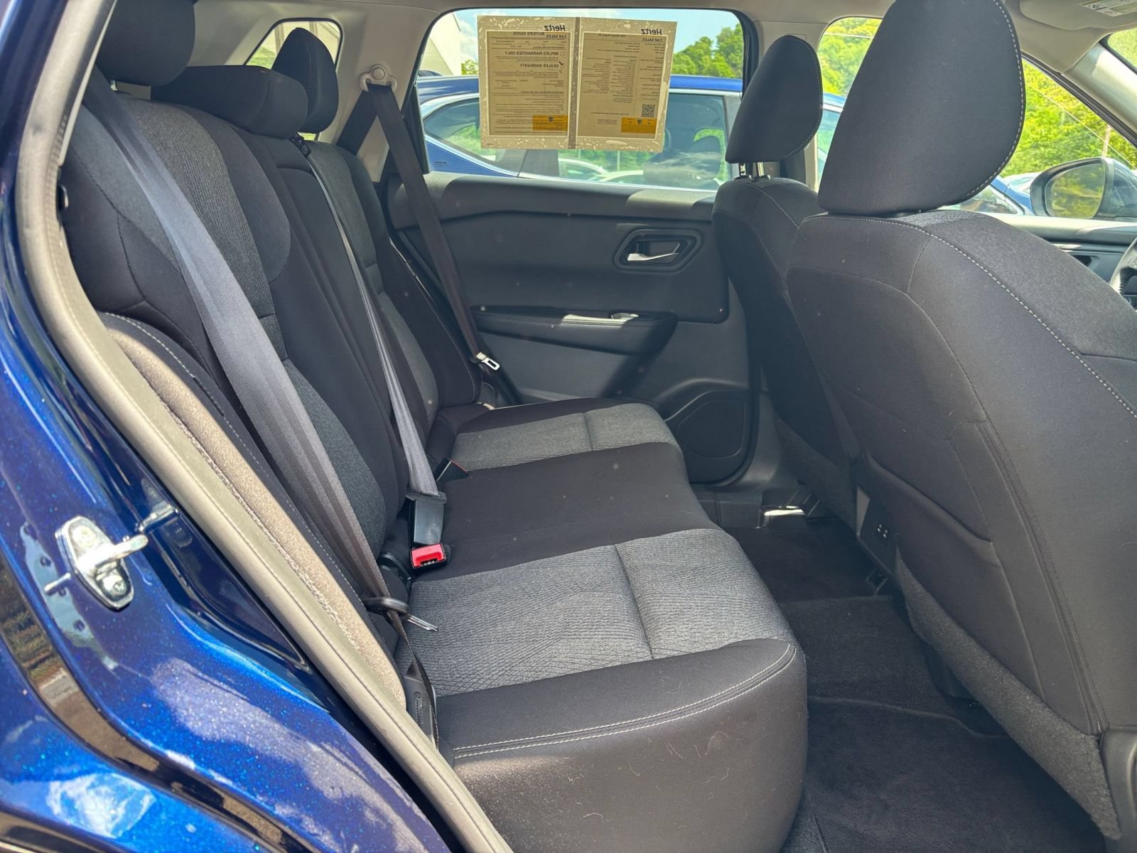 Used 2025 Nissan Rogue SV FWD image 40