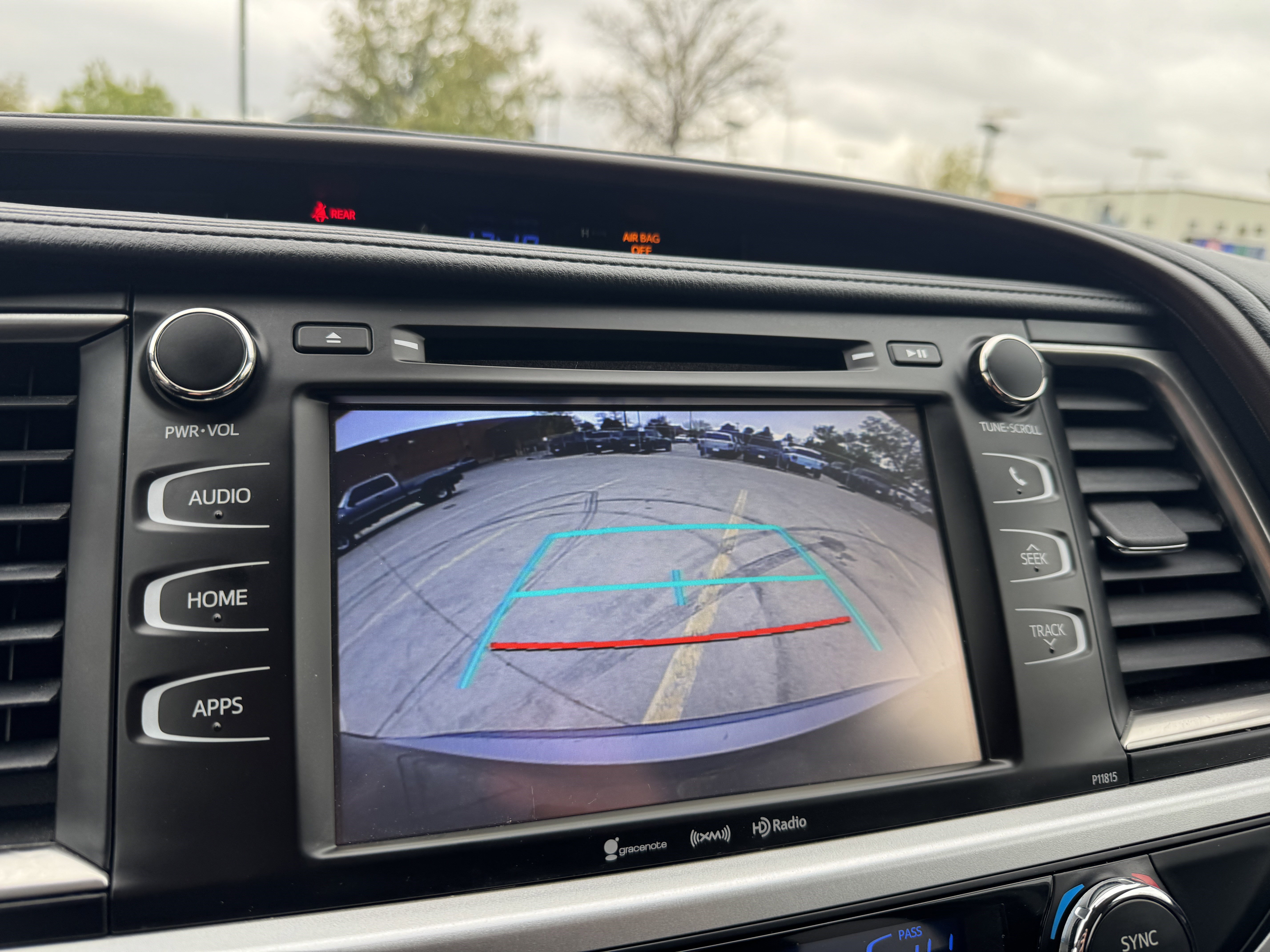 Certified 2019 Toyota Highlander Plus AWD/4WD image 25