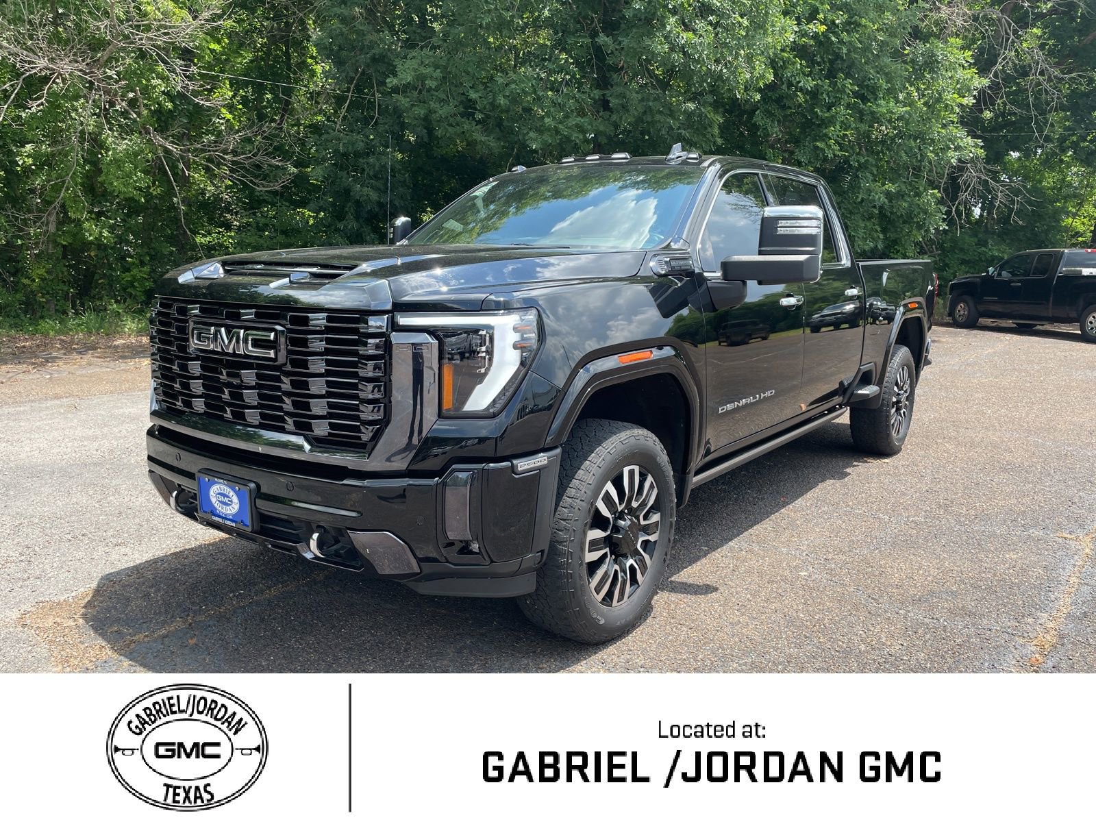 Used 2024 GMC Sierra 2500 Denali Ultimate AWD/4WD image 1