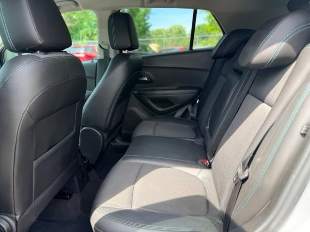 Used 2016 Chevrolet Trax LT w/ LT Convenience Package FWD image 22