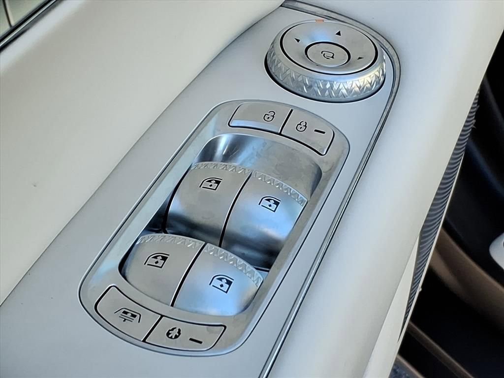 Used 2023 Genesis G90 3.5T image 13