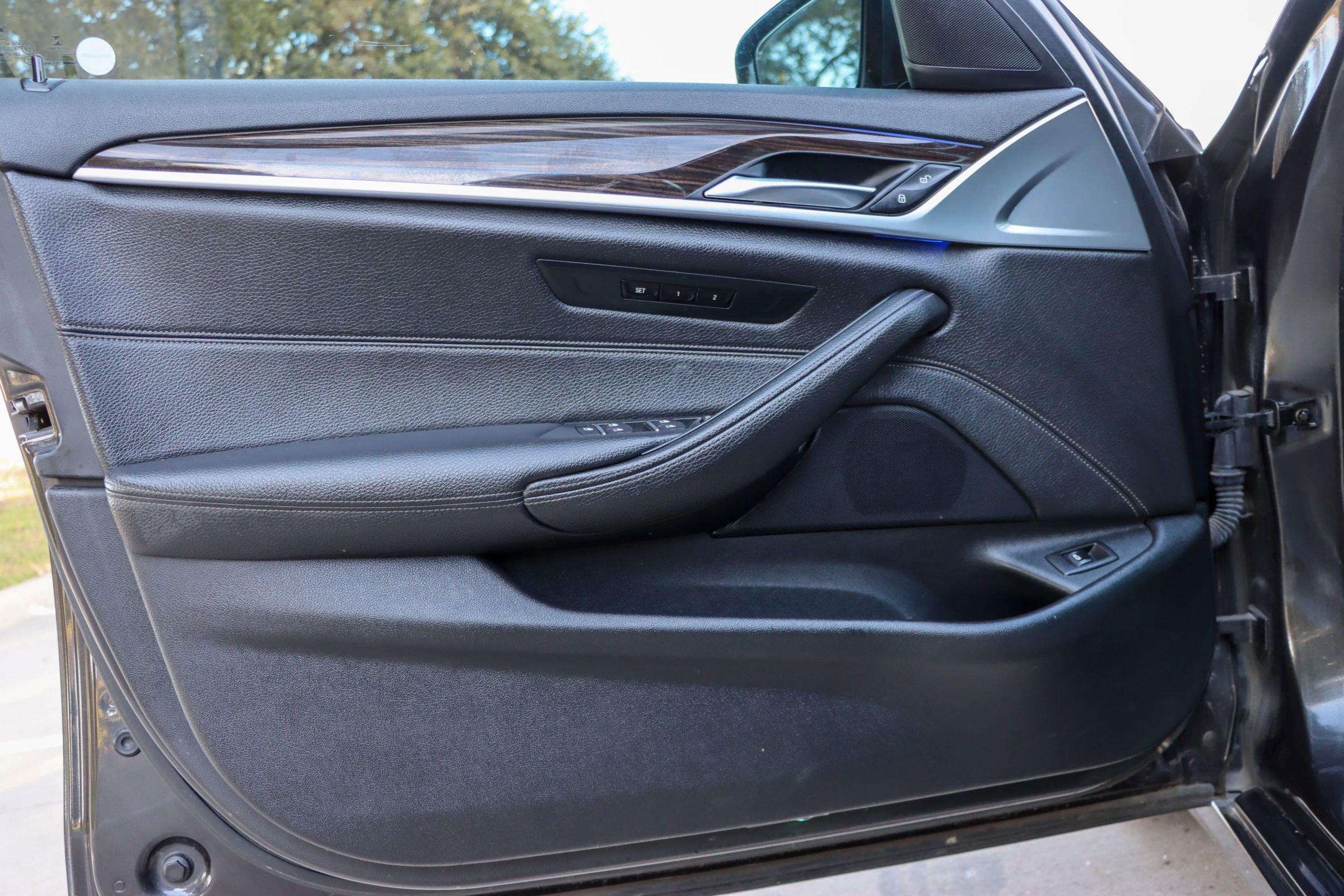 Used 2018 BMW 530i xDrive image 13