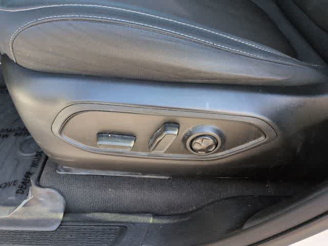 Certified 2023 Jeep Grand Cherokee Laredo AWD/4WD image 17