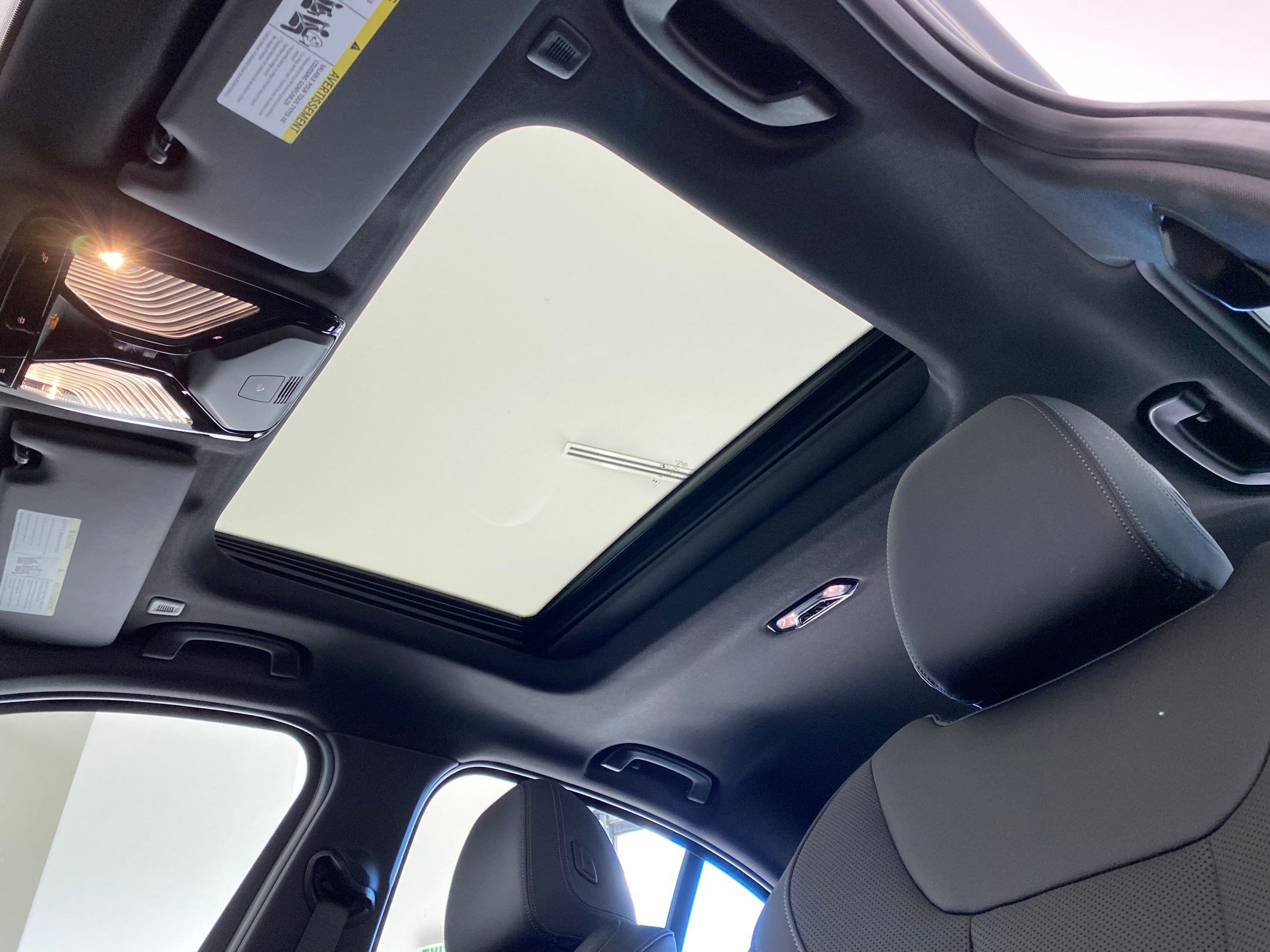 New 2026 BMW 330i xDrive Sedan w/ M Sport Package image 15