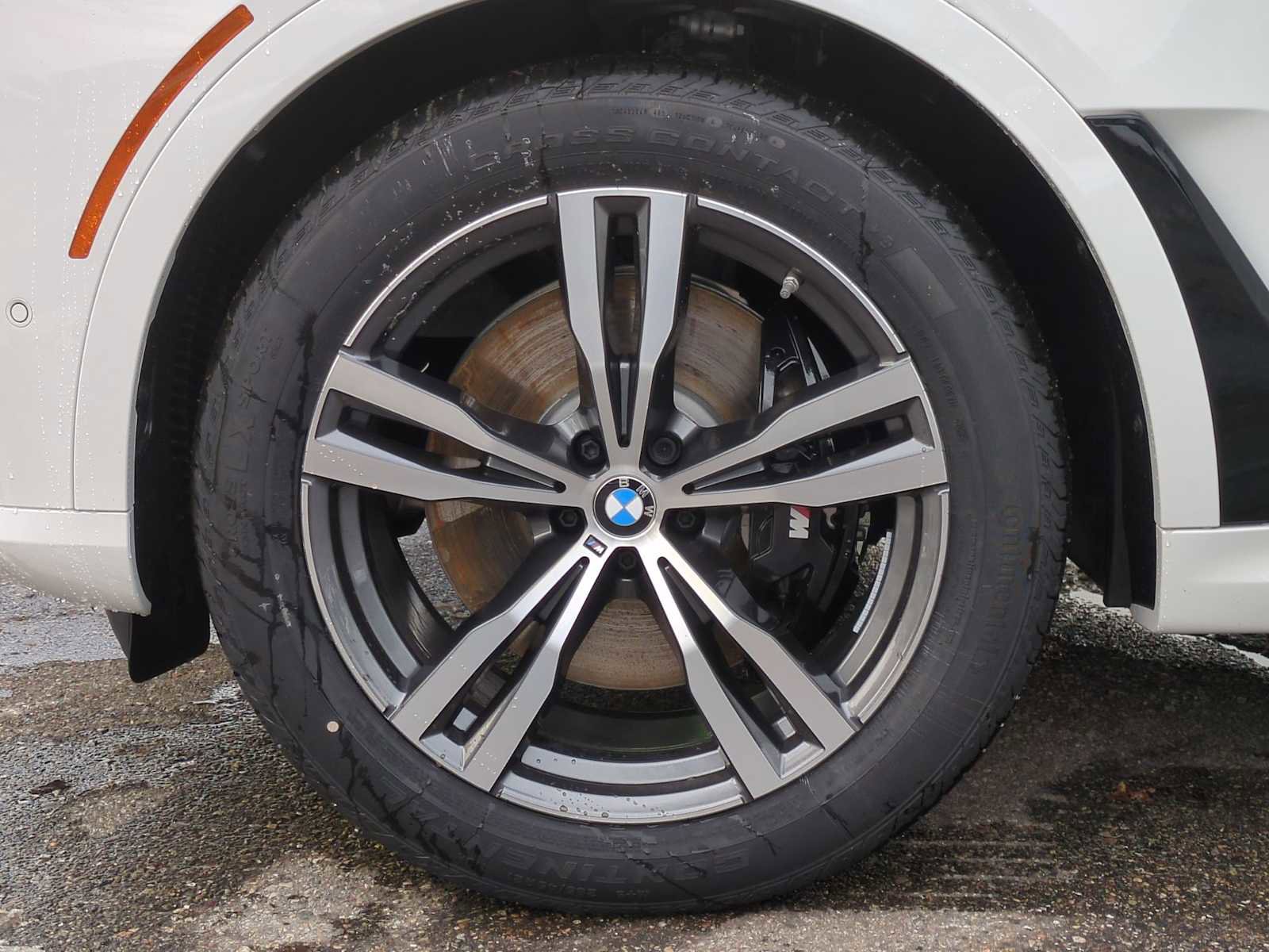 New 2026 BMW X7 xDrive40i w/ Executive Package image 14