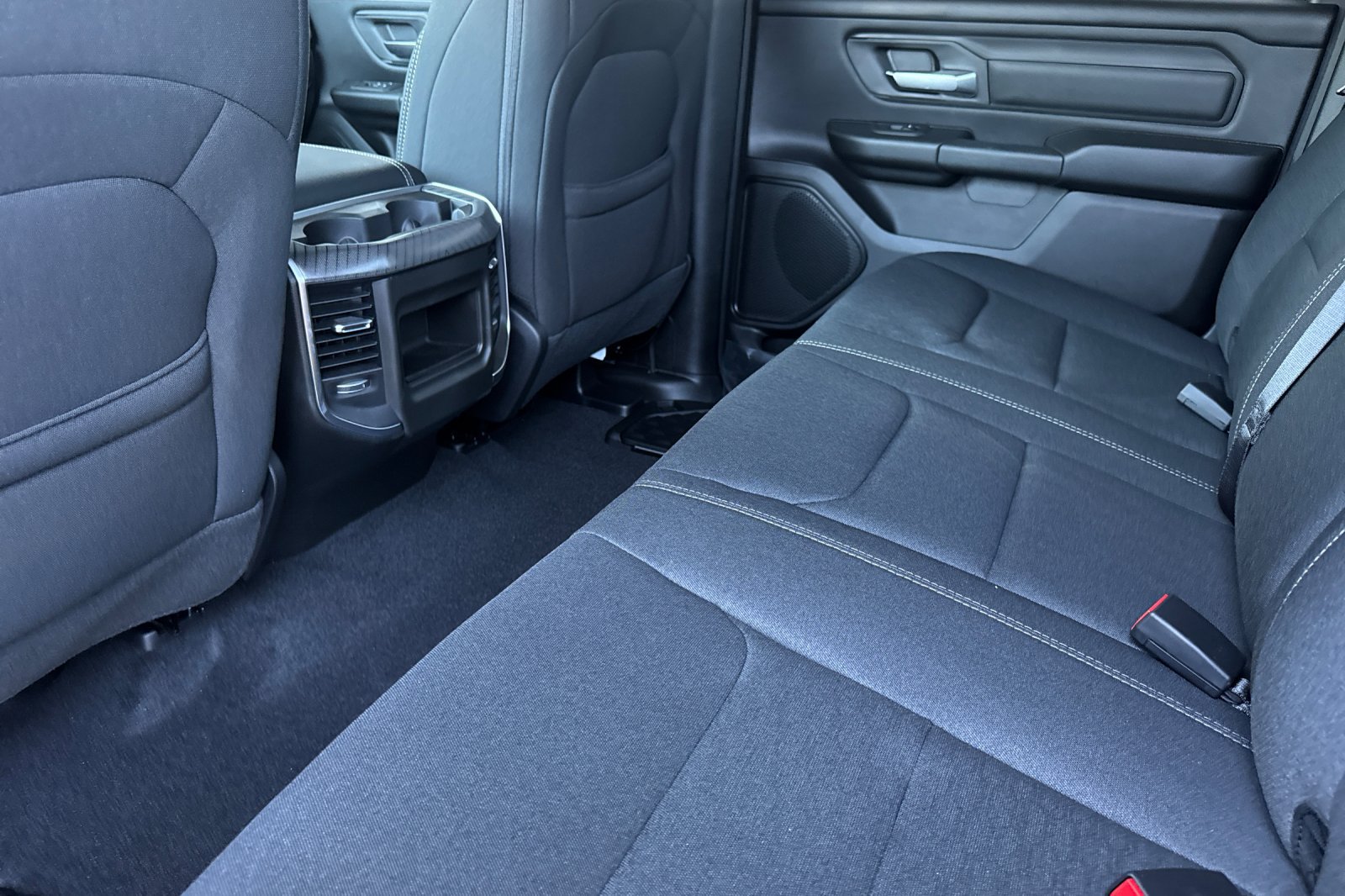 New 2026 RAM 1500 Express AWD/4WD image 11