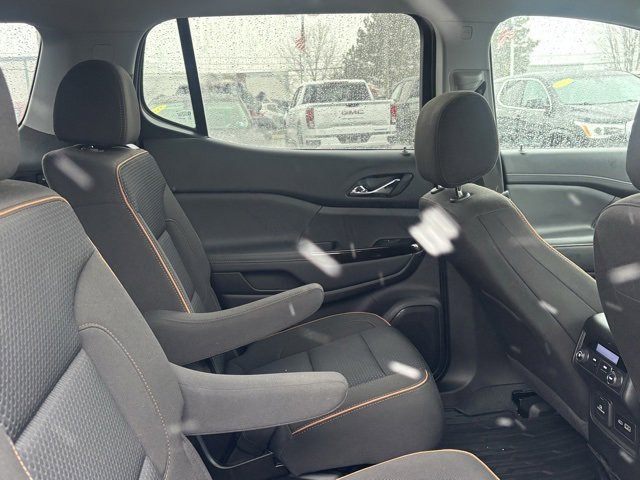 Used 2023 GMC Acadia AT4 image 17