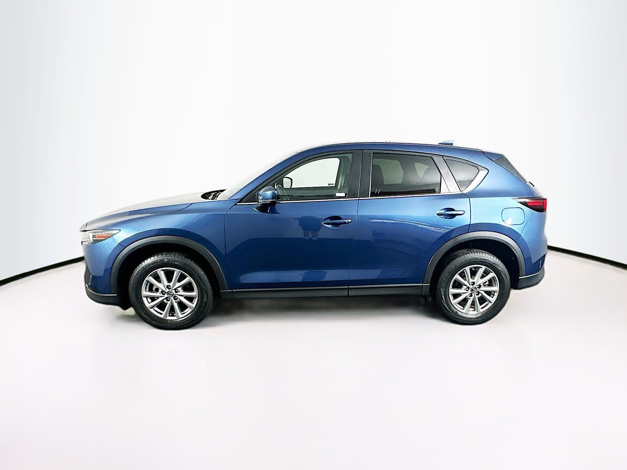 Used 2023 MAZDA CX-5 AWD 2.5 S w/ Select Package image 4